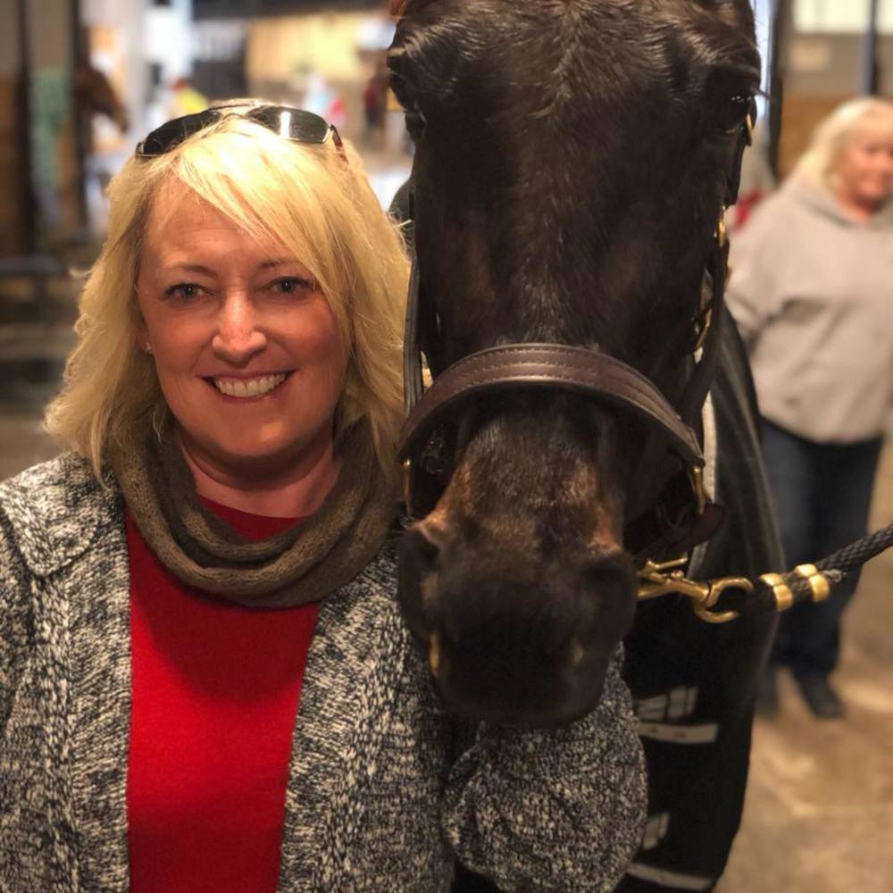 Meet your Posher, Cindy